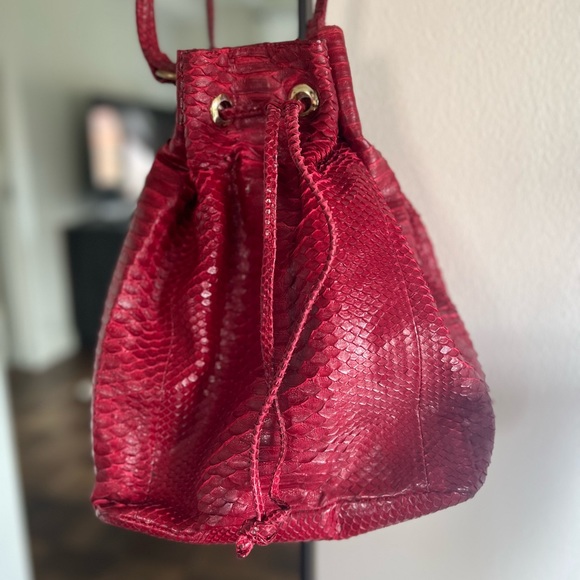 Hunting Season | Large Python Bucket Bag - Picture 5 of 5